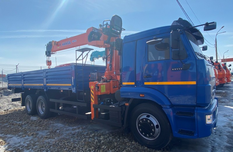 Автомобиль бортовой 438210 на шасси Камаз  65117-3010-48 с КМУ HANGIL HGC756