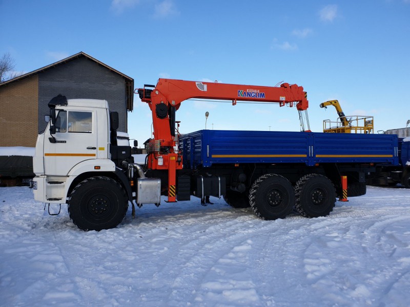 Автомобиль бортовой 438240-02 на шасси КАМАЗ 43118-73094-50 с КМУ Kanglim1256GII