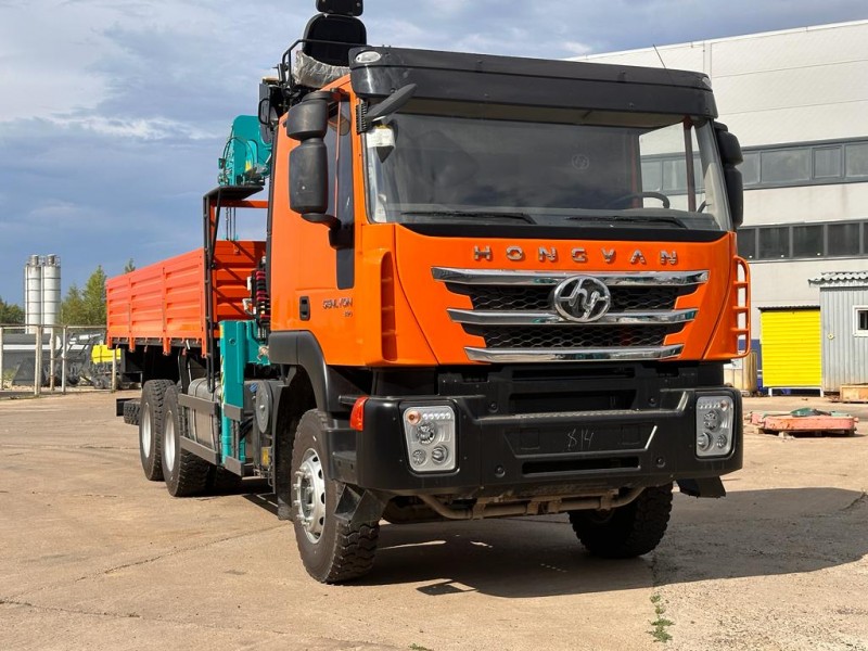 Автомобиль бортовой 4382Н0 на шасси HONGYAN CQ3346HV39D  с КМУ HKTC8026