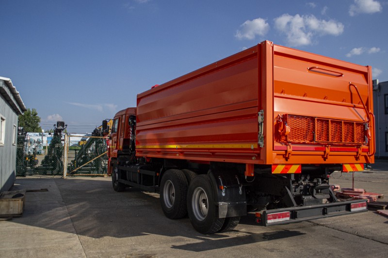 Автомобиль самосвал 438234 на шасси КАМАЗ 65115-3094-48 с КМУ FASSI 155